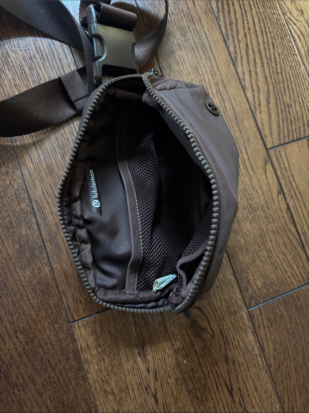 lululemon athletica Chocolate Brown Waist Belt Bag - Picture 4 of 4